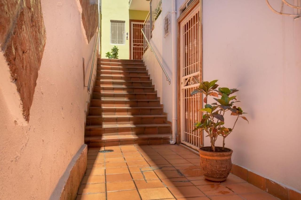 J. B Apartamentos Saint-Domingue Extérieur photo